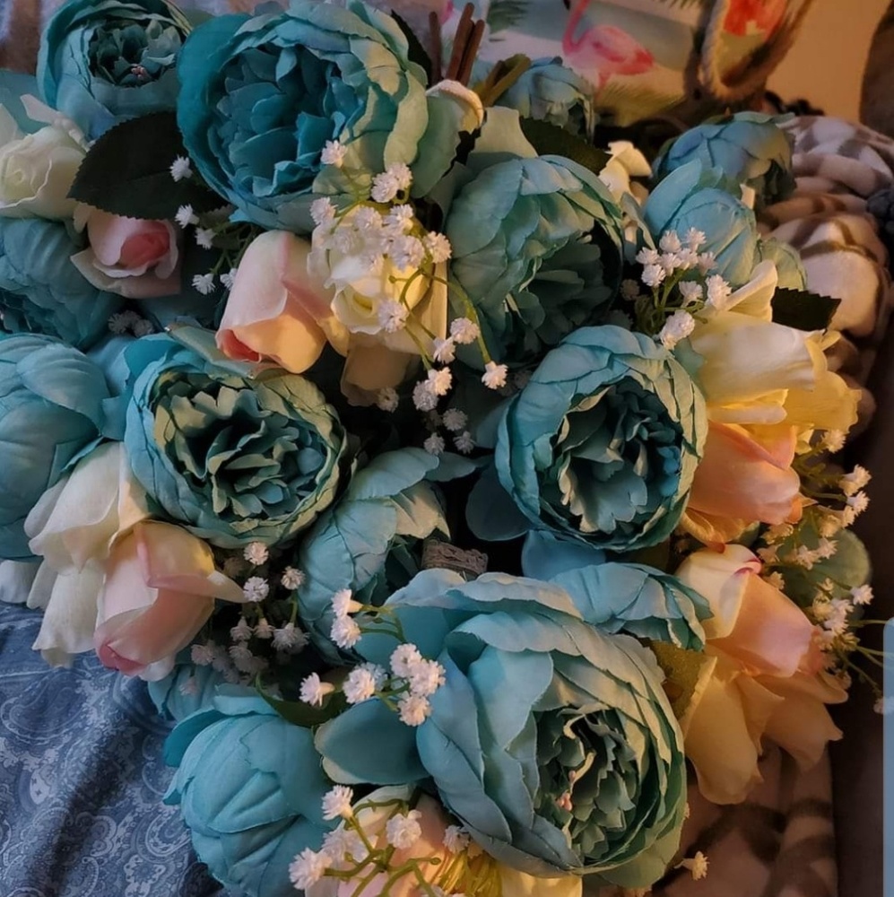 Wedding decorations mason jars boquets buttoniers